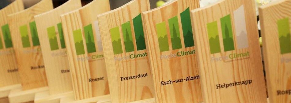 « Assises Pacte Climat »: Kuckt Iech de Video zum Klimapakt-Bilan 2024 vun der Gemeng Parc Housen un an deelt eis Är Iddien an Ureegunge fir eng klimafrëndlech Gemeng mat