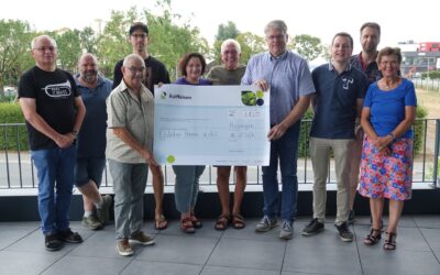 Gemeng Parc Housen iwwerreecht Scheck vun 1.120 Euro un de Foyer Éisleker Heem